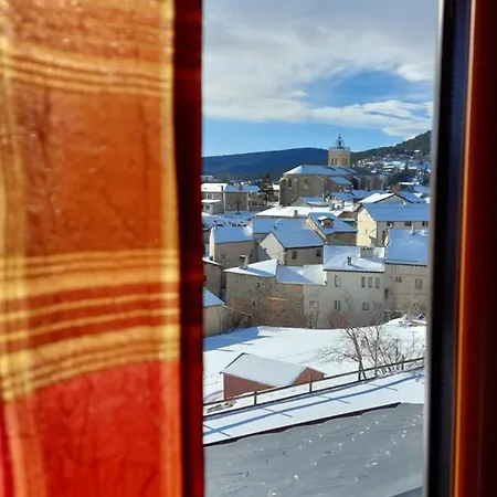 伊托勒杜伯杰酒店 4* 安格勒