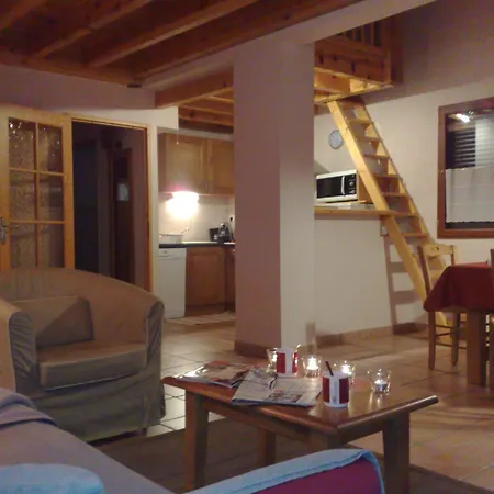 L'etoile Du Berger מלון דירות 4*